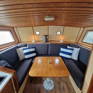 Sailing Bateau-hôtel
